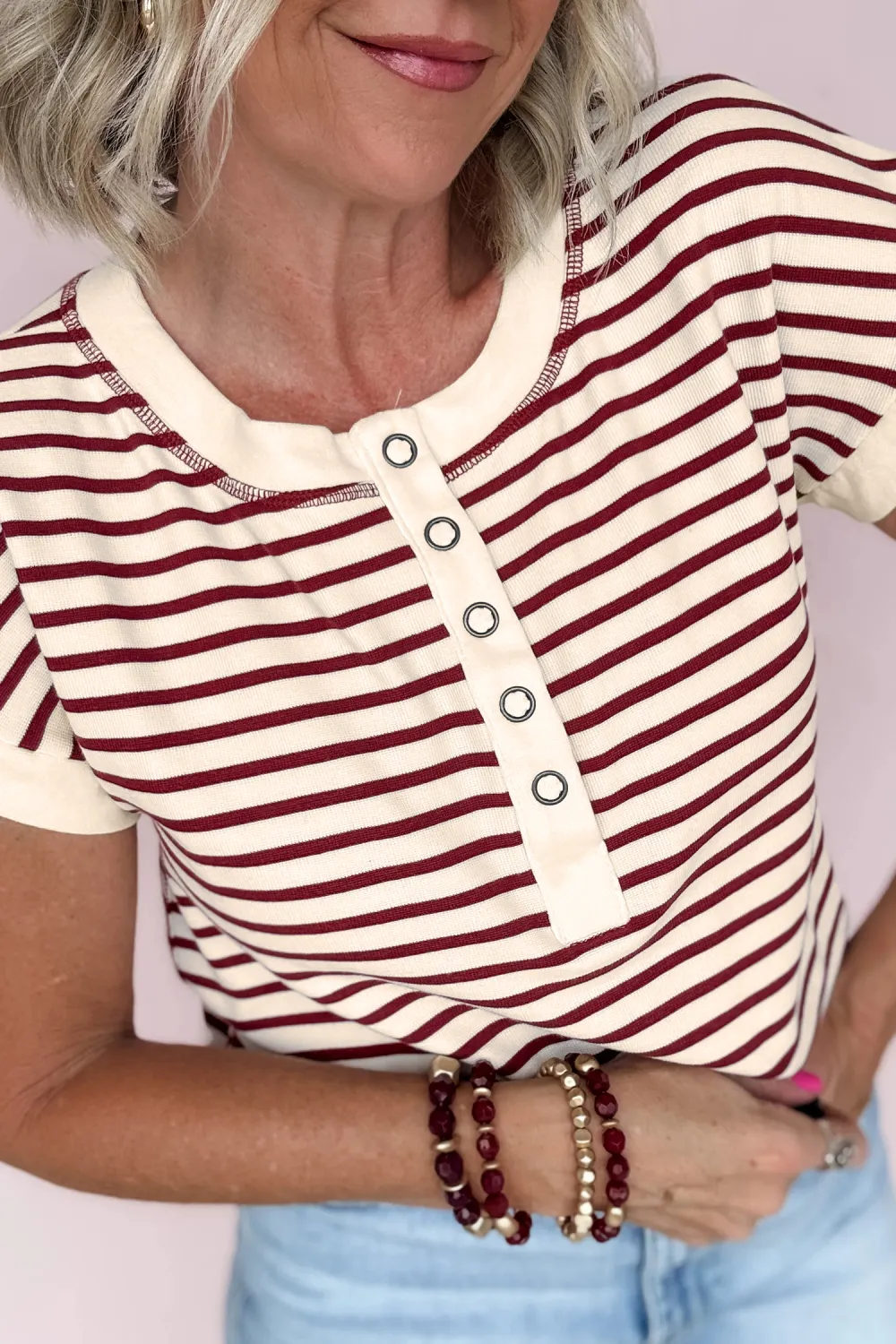 Red Stripe Half Buttons Round Tee