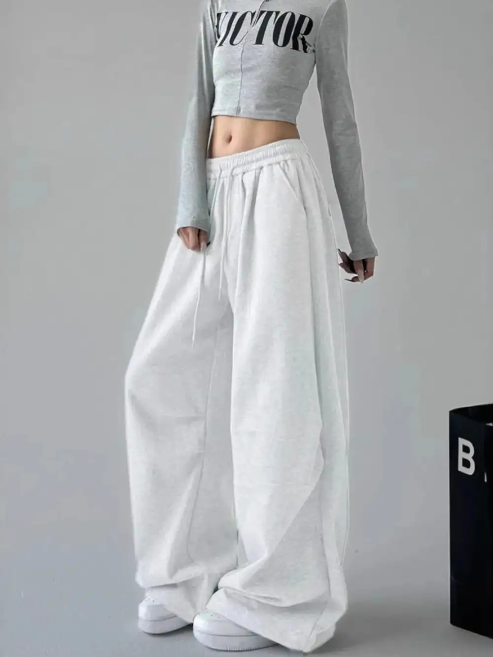 Wide Leg Modern Trousers