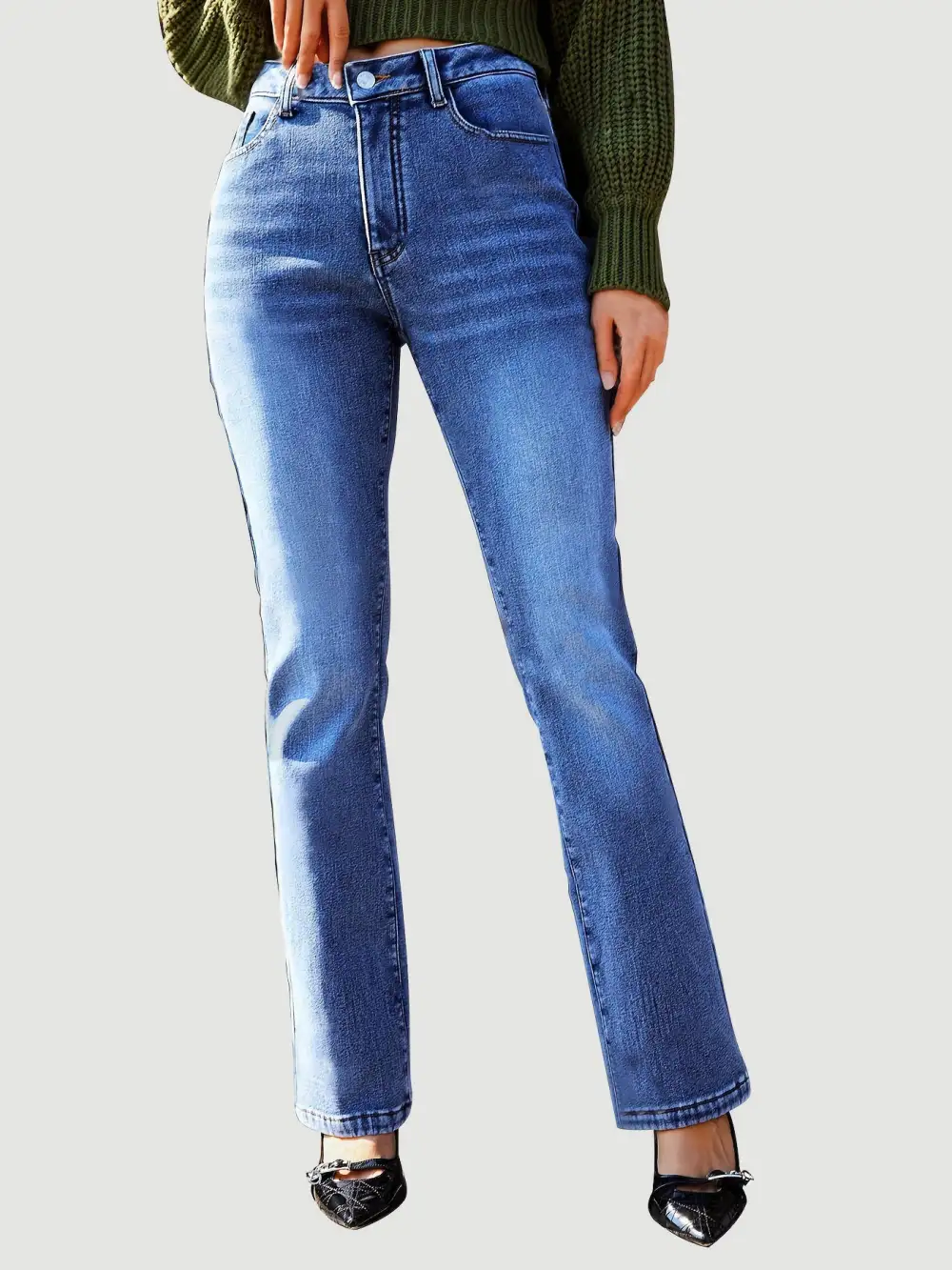 Fresh Washed Pocketed Stretch Straight Leg Jeans