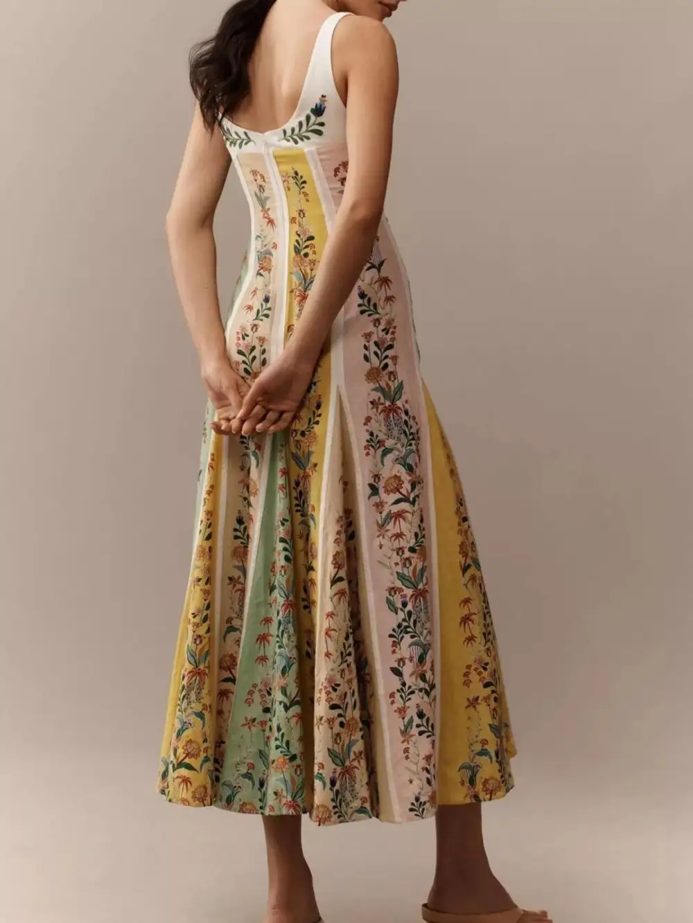 Structured Shape Floral Printed Maxi Dress