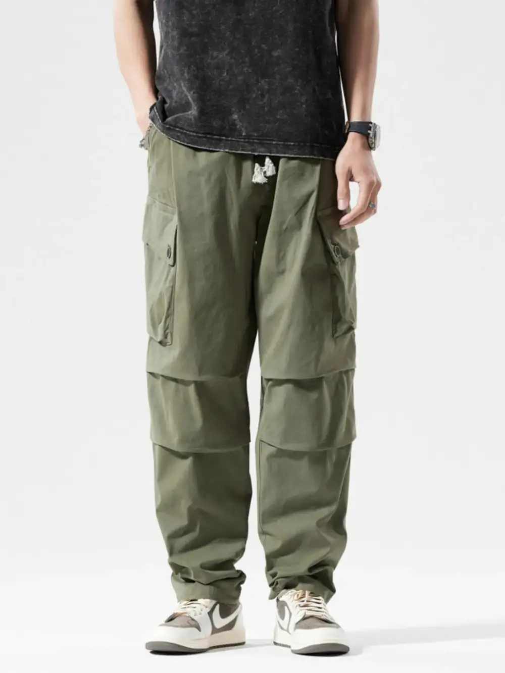 Men’s Loose Fit Multi-Pocket Cargo Pants