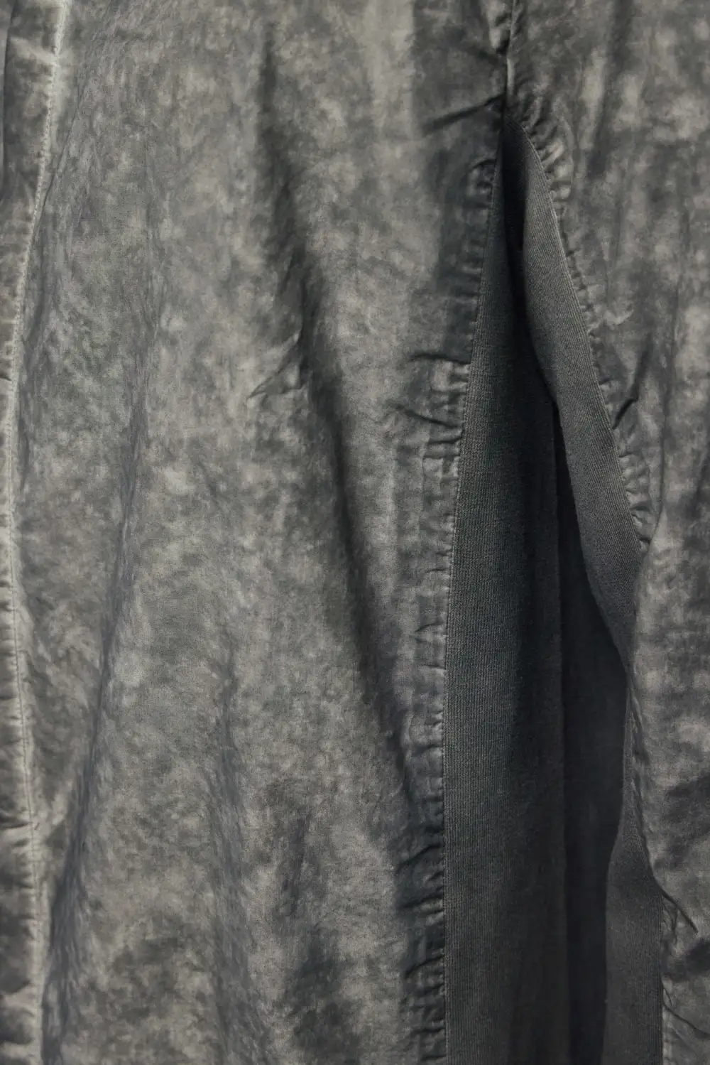 High-Collar Practical Jacket