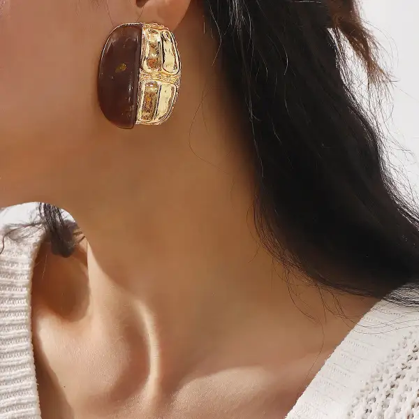 Retro Geometric Stud Resin Earrings