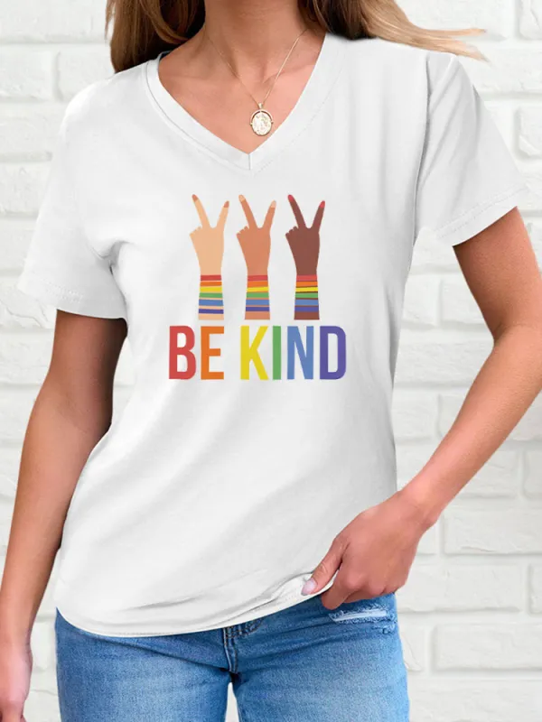 Women's Be Kind Print V-Neck Short Sleeve T-Shirt
