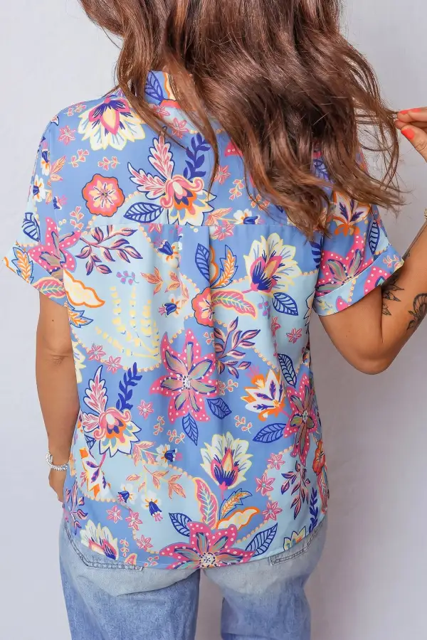 Women's Floral Print V Neck Vacation Style Top