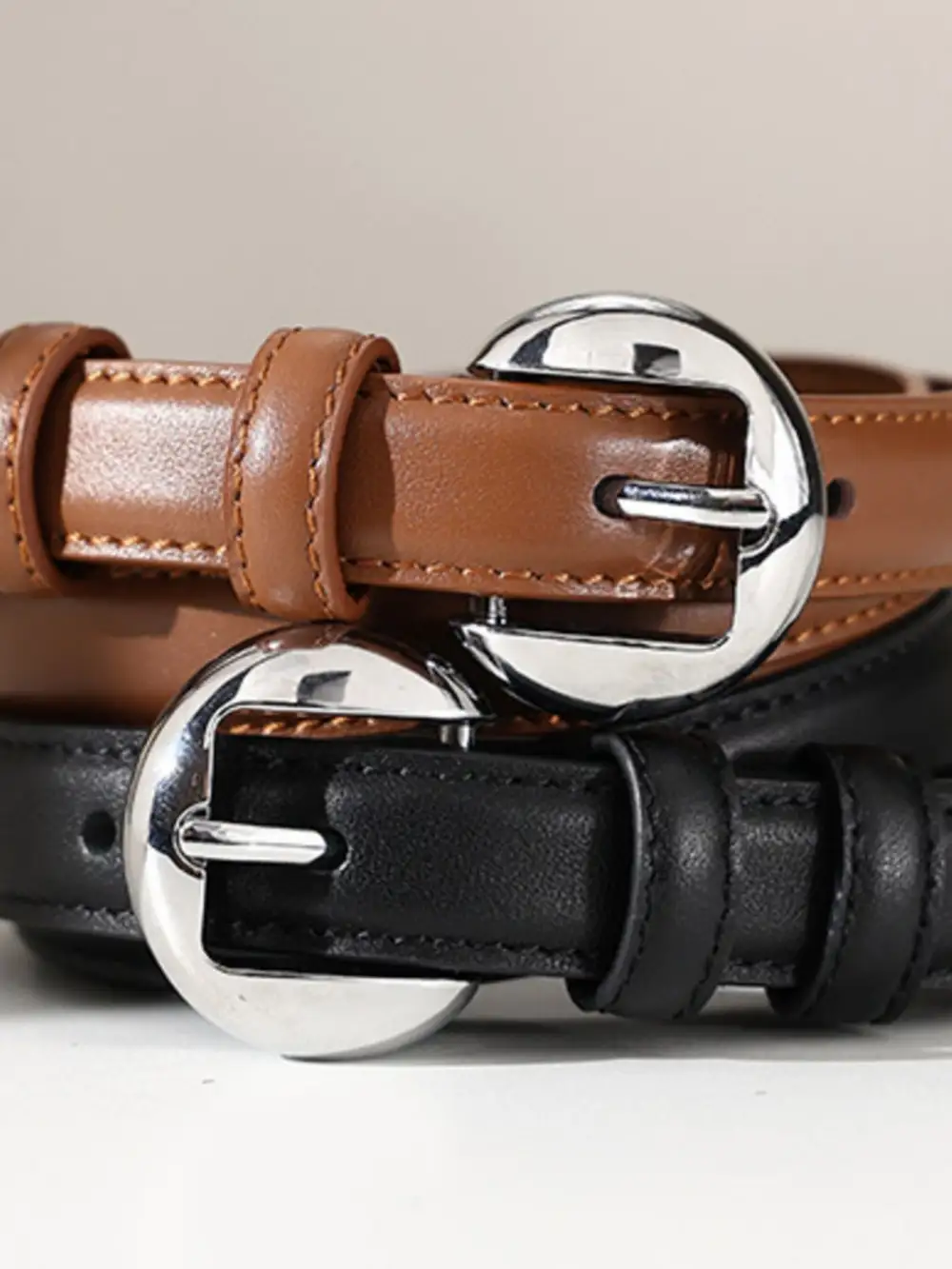 Everyday Round Buckle Leather Belt