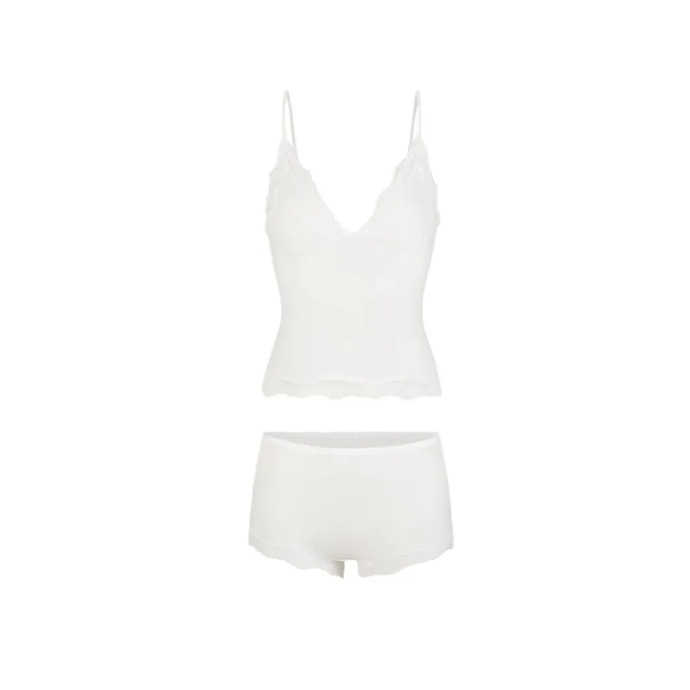 Cami And Boyshort Body-Contouring Set