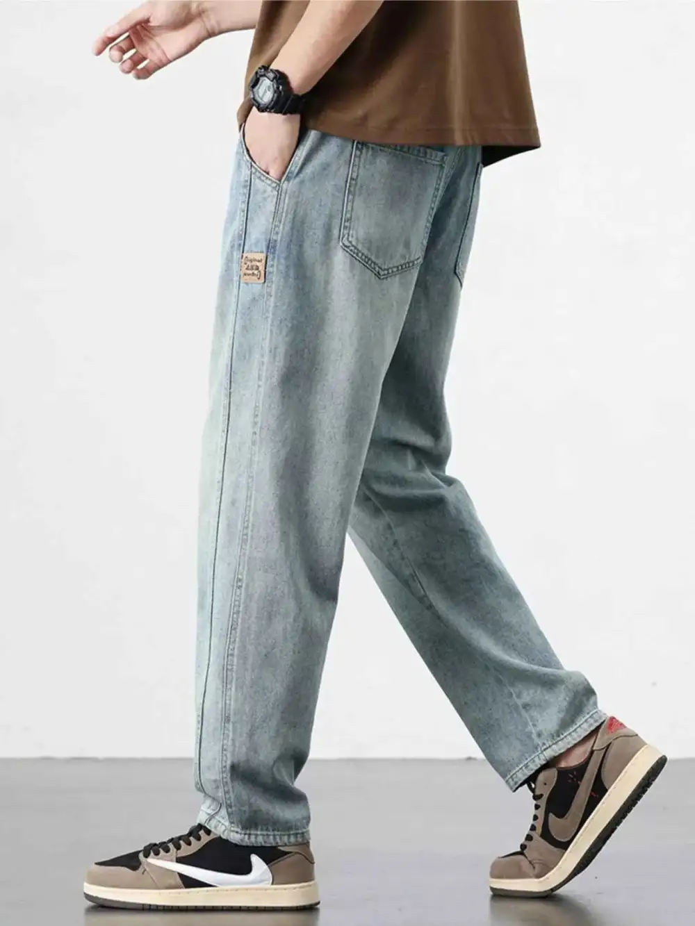 Relaxed Fit Jeans