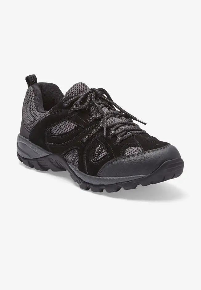 Trail Sneakers