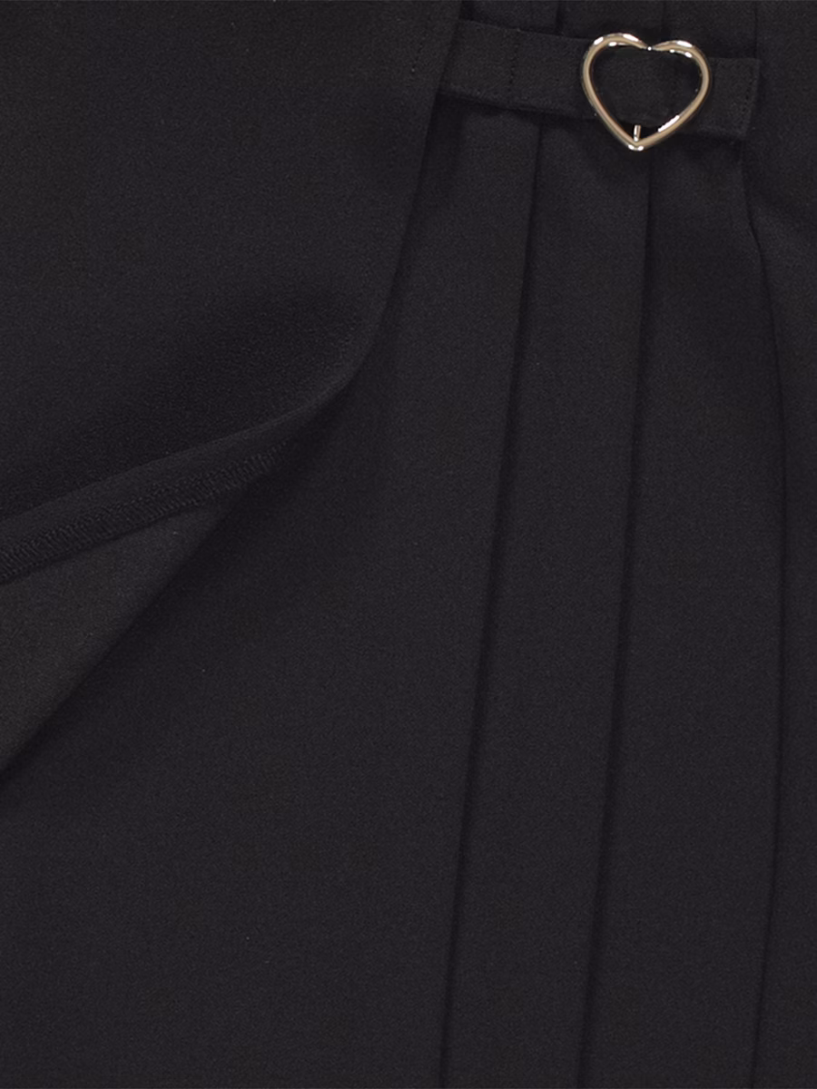 Black Heart Buckle Skort detail 1