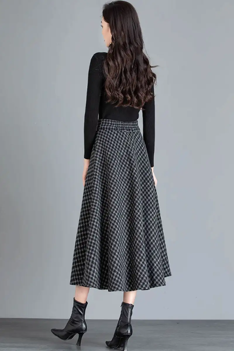Checkered Wool Blend A Line Elastic Waist Midi Skirt