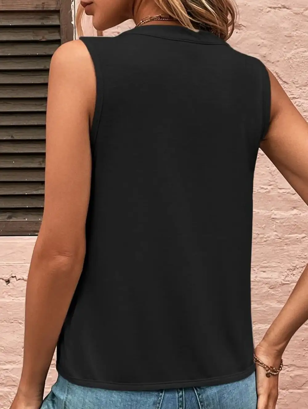 Slim Fit Pleats Sleeveless V Neck Top