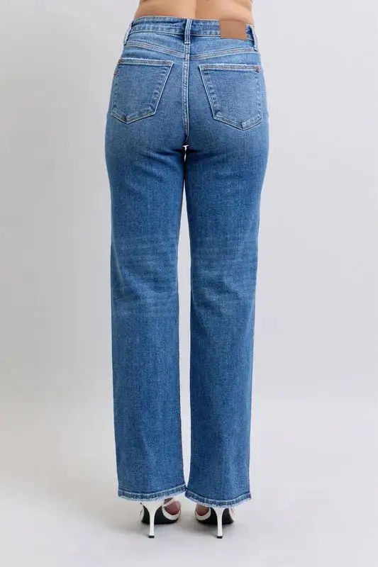 High-Waist Relaxed Vintage-Wash Pocketed Straight Leg Jeans