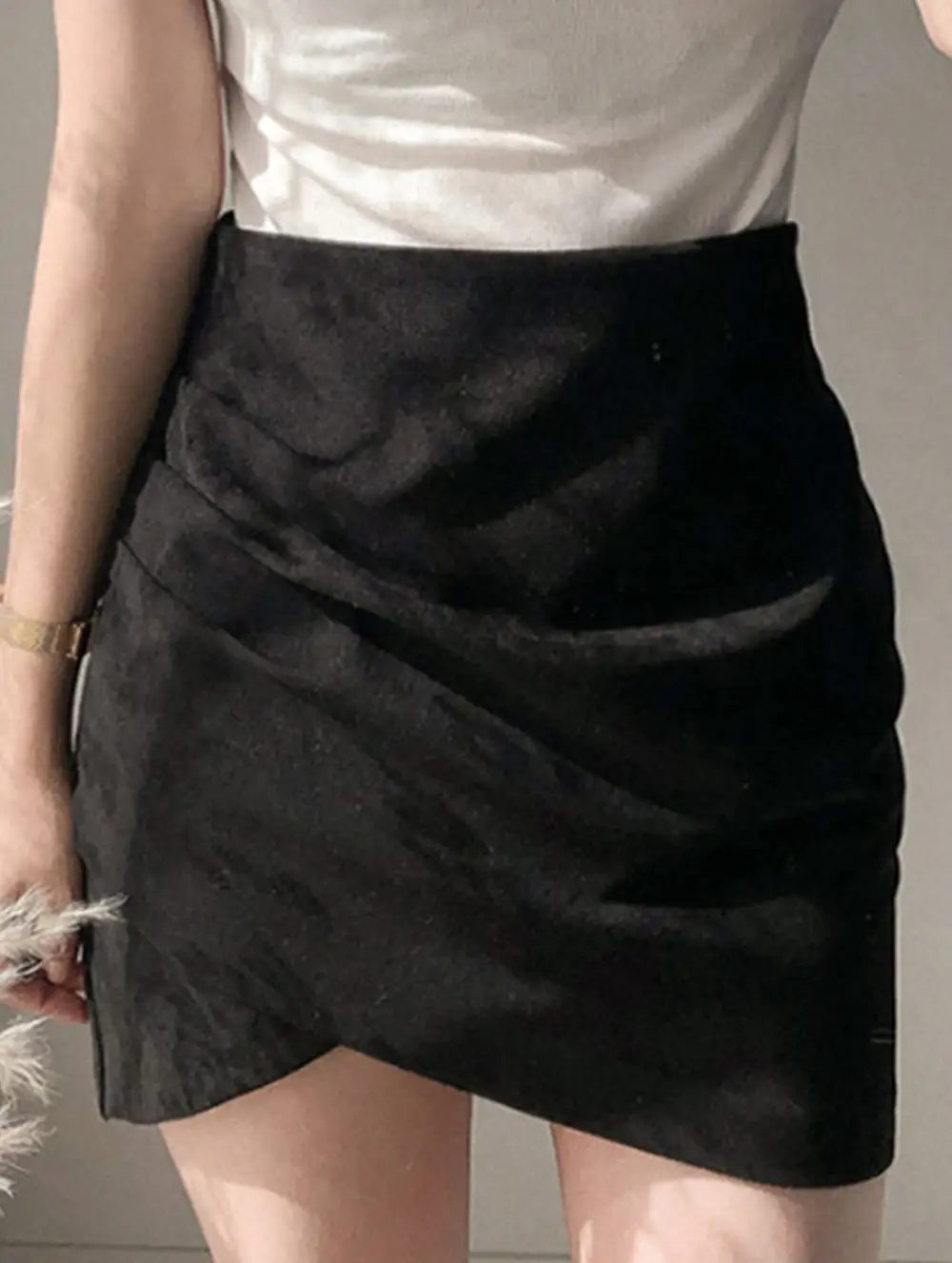 Zipper Detail Asymmetric Mini Skirt