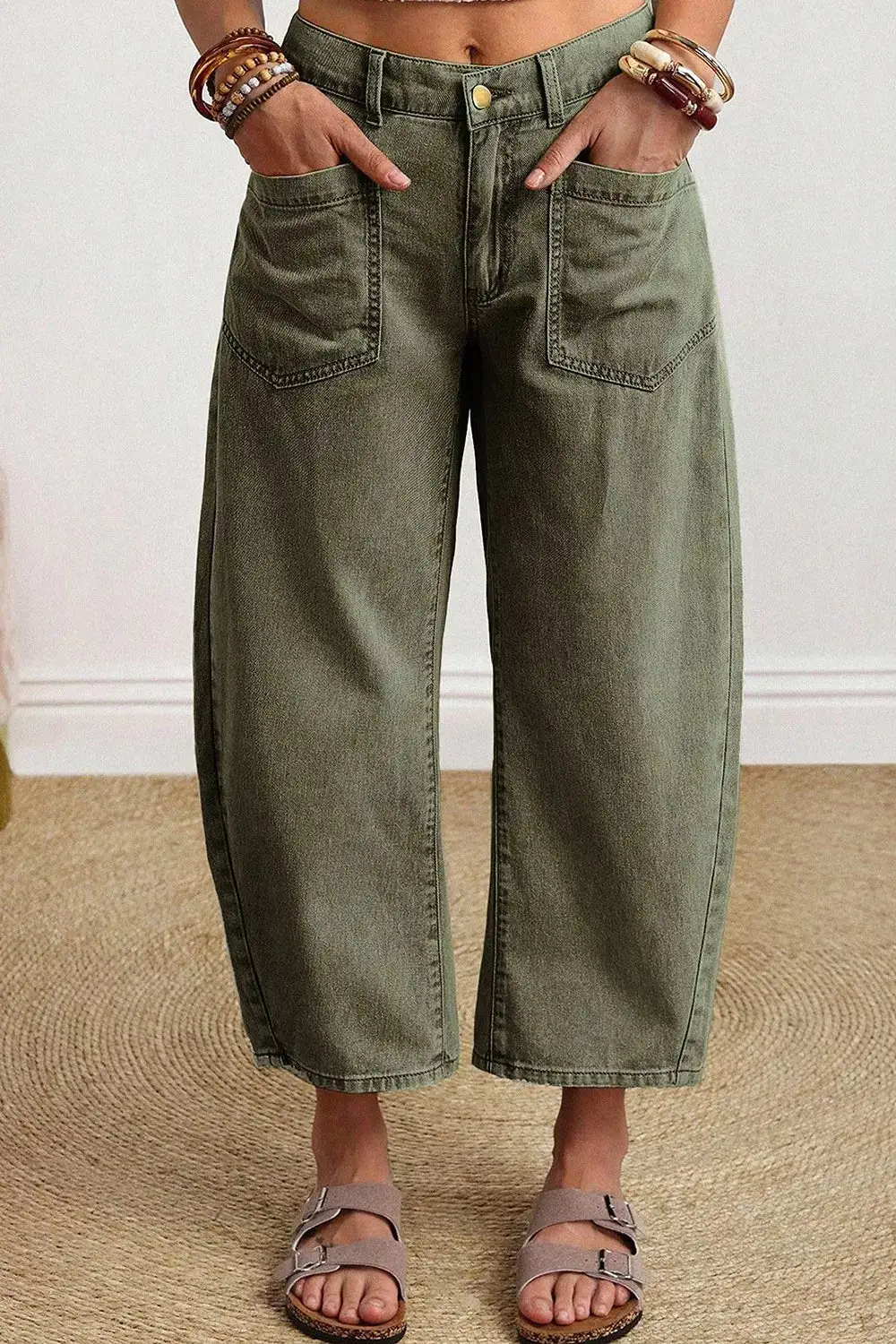 Patch Pocket Barrel Leg Jeans
