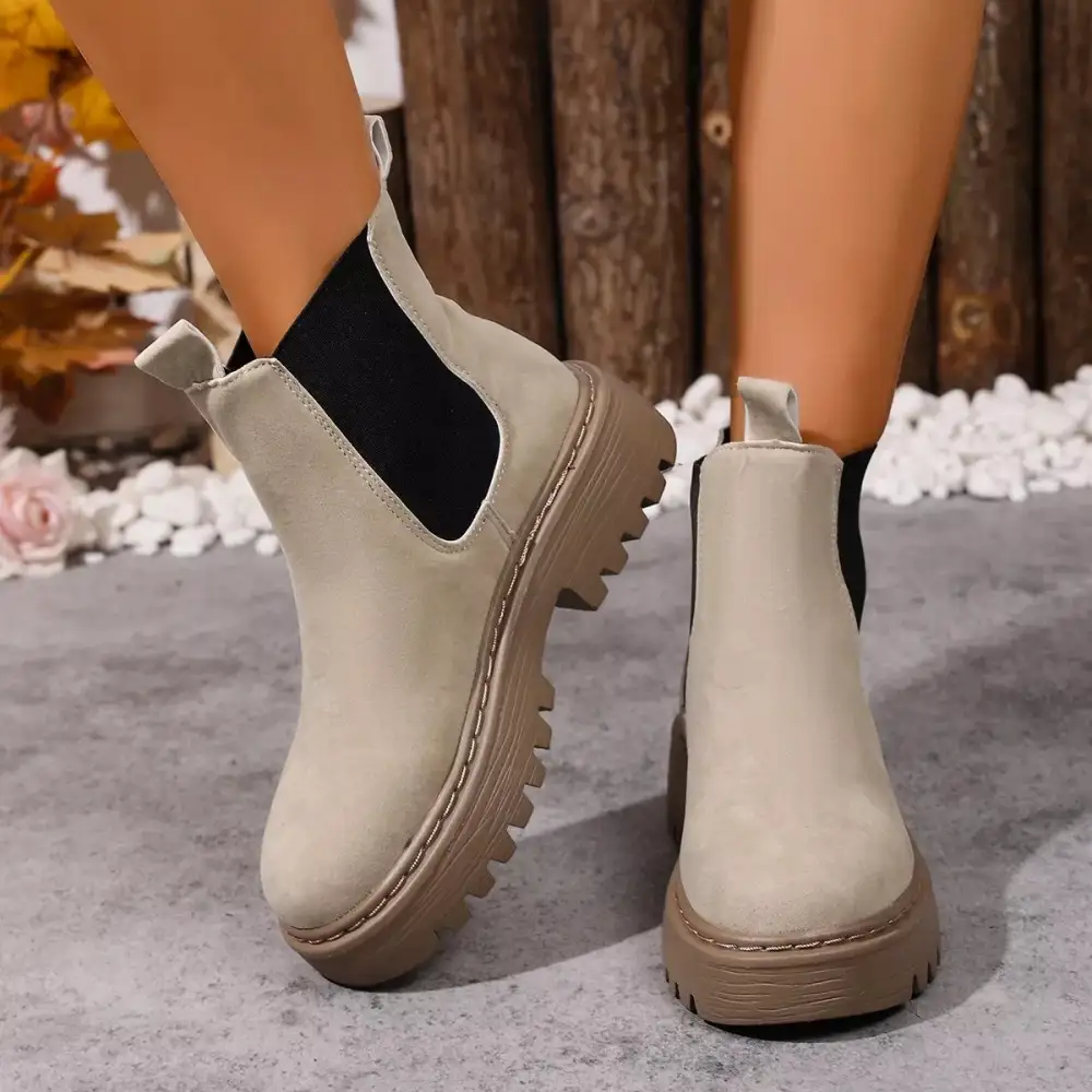 Easy Round Toe Platform Boots