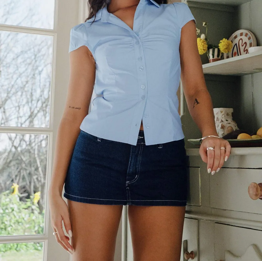 Blue Tie-Back Short Sleeve Shirt