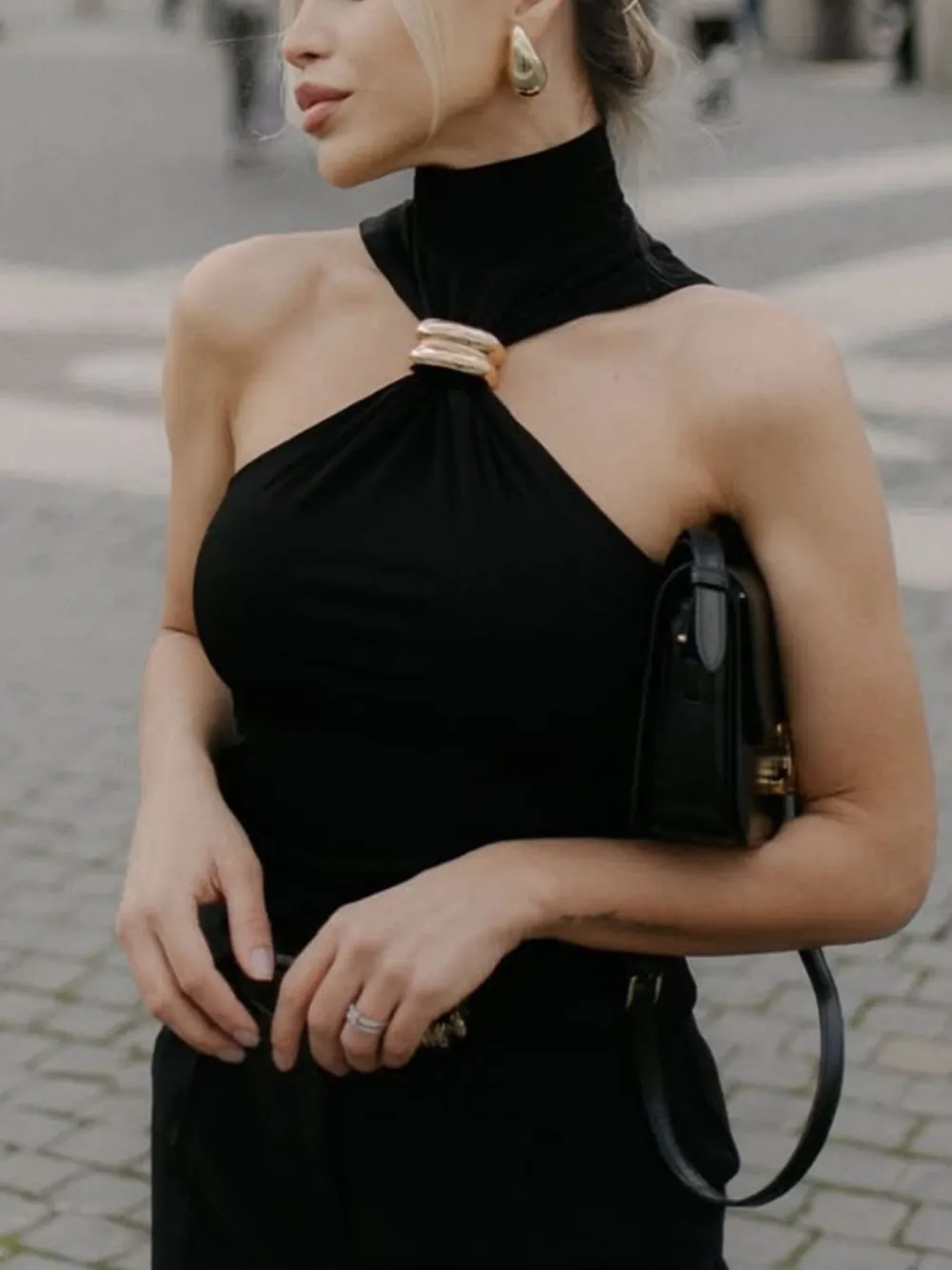 Ring Detail Turtleneck Tank