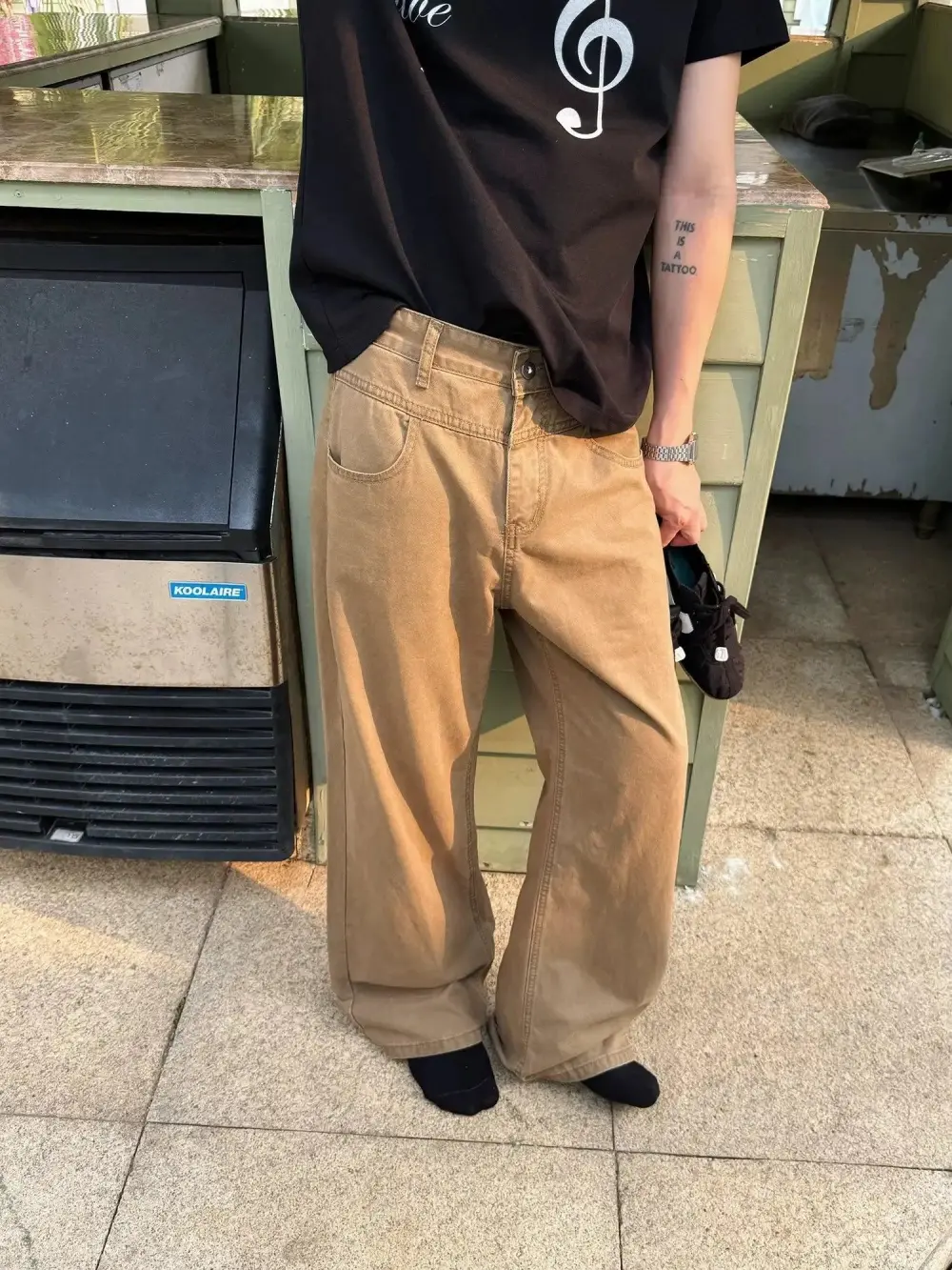 Washed Mid-Rise Jeans