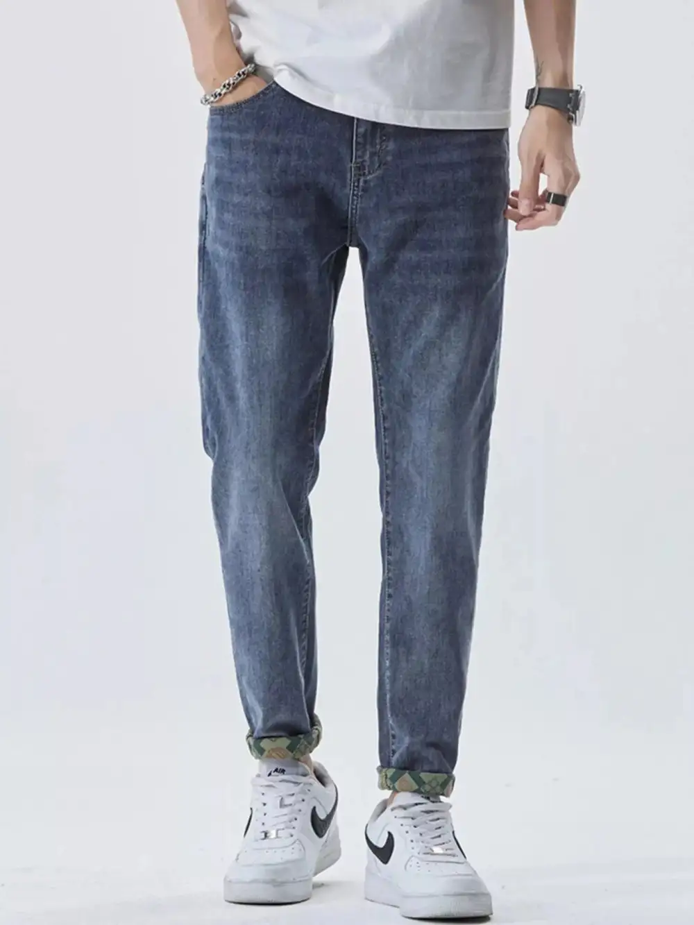 Straight Fit Jeans