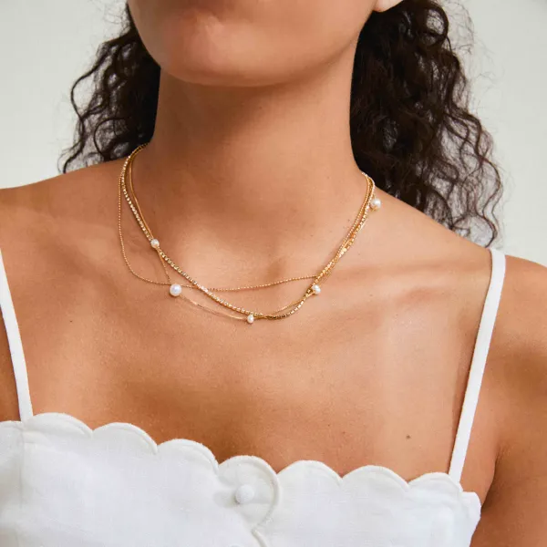 Slim Pearl Crystal Necklace