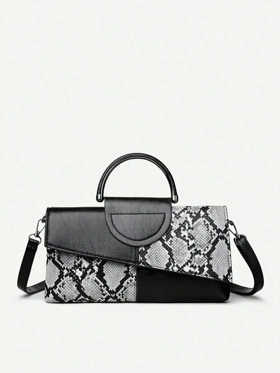 Compact Slim Baguette Bag