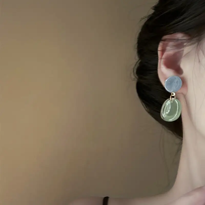 Minimal Resin Statement Earrings