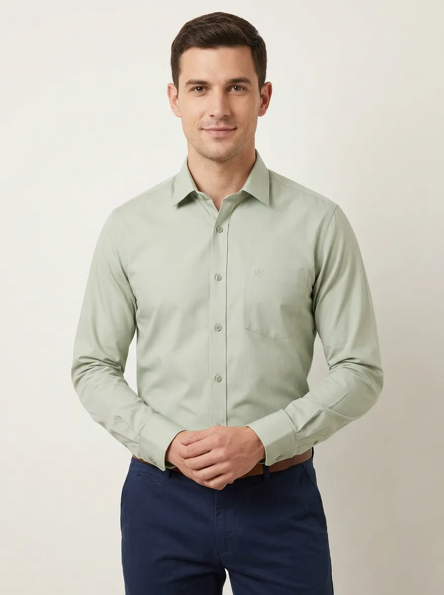 Men's Non-Iron Cotton Leaf Embroidered Accent Long Sleeve Shirt