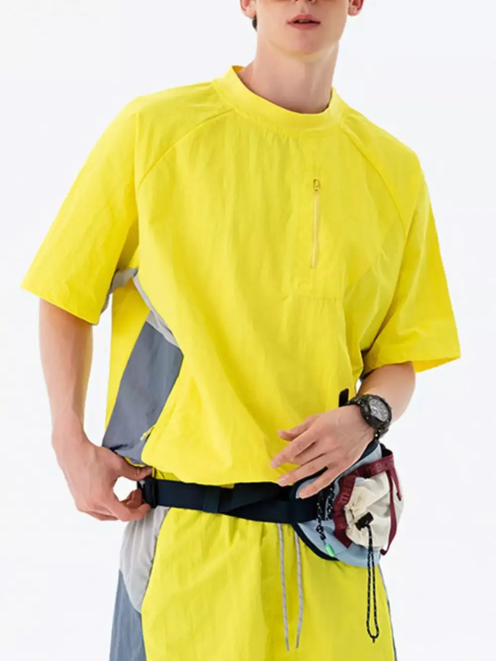 Contrast Round-Neck Short-Sleeve T-Shirt