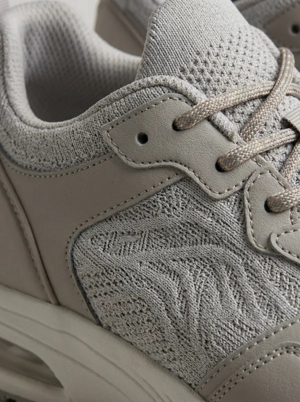 Minimal Mesh Design Unisex Sport Sneakers