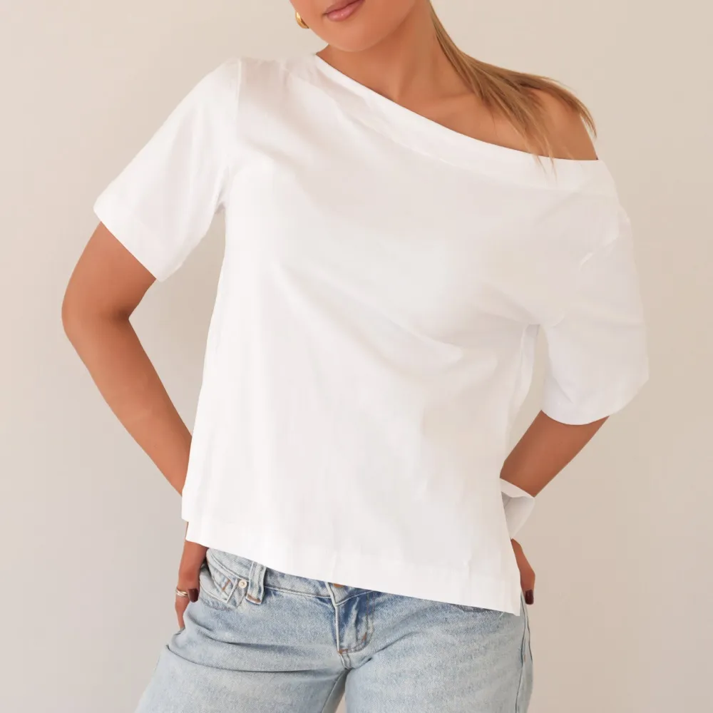 Cropped Relaxed Fit Effortless Casual Tee