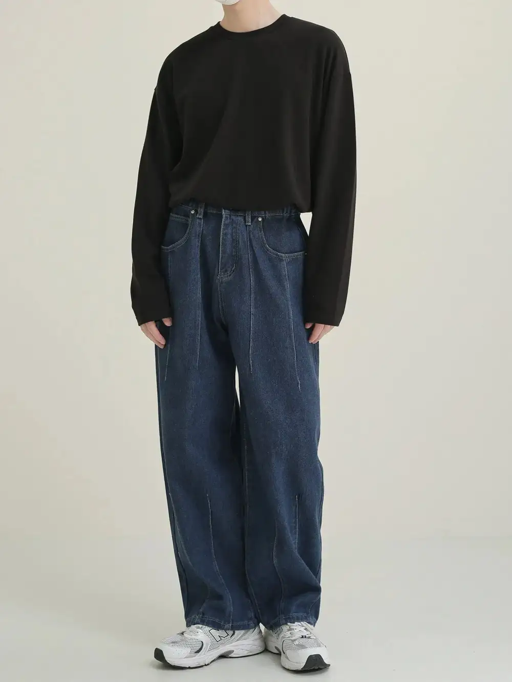 Comfort Fit Washed Jeans