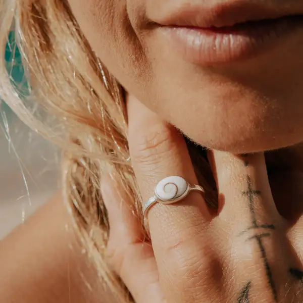 Classic Shiva Shell Ring