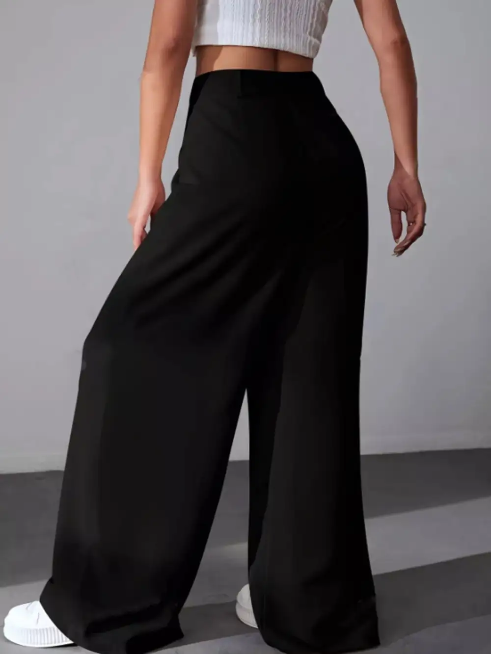 Classic Wide Leg Pleated Pants