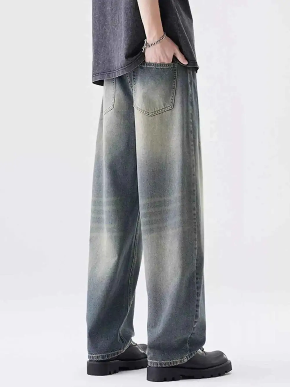 Relaxed Washed Wide Leg Relaxed Fit Jeans
