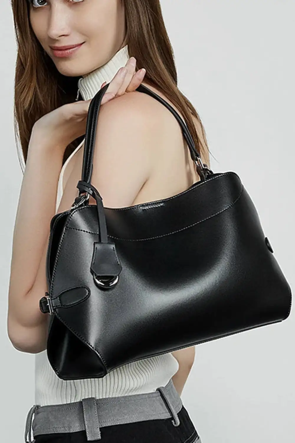 Genuine Leather Satchel Bag – Chic Soft-Structured Handbag for Everyday Elegance