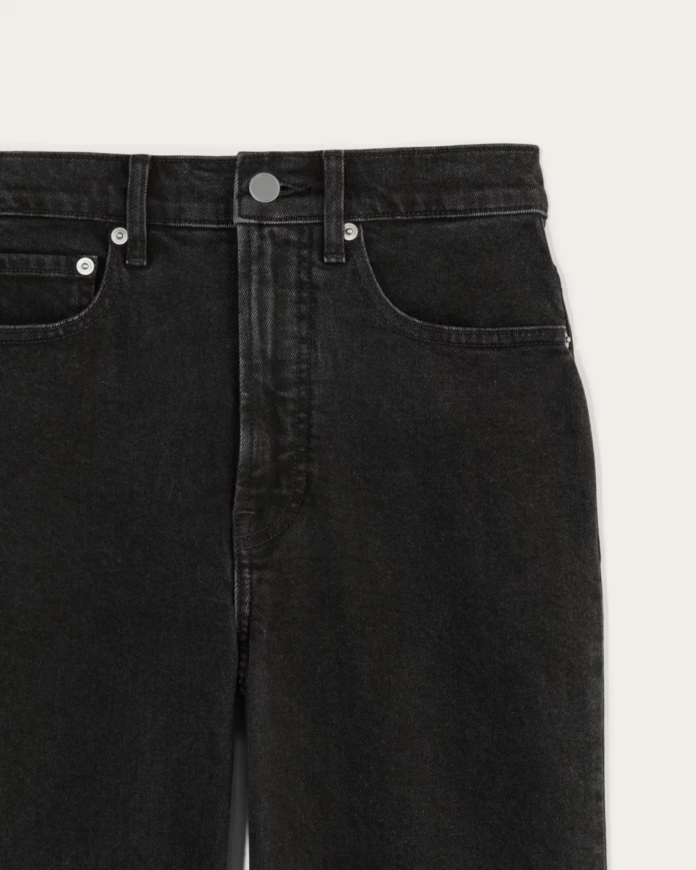 STRAIGHT LEG JEANS