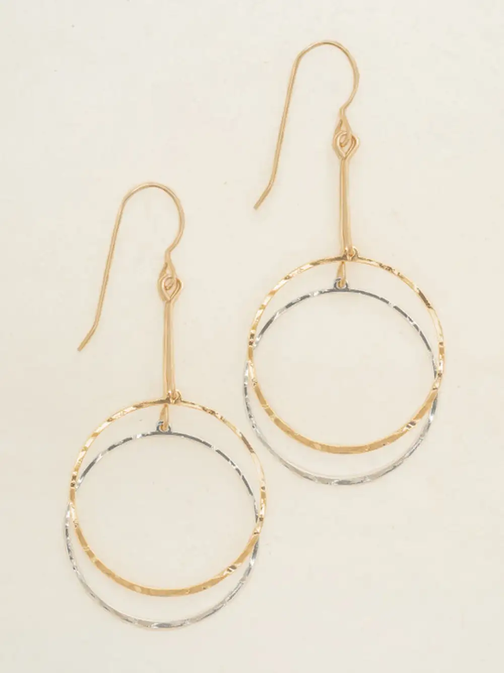 Minimal Profile Refined Statement Earrings