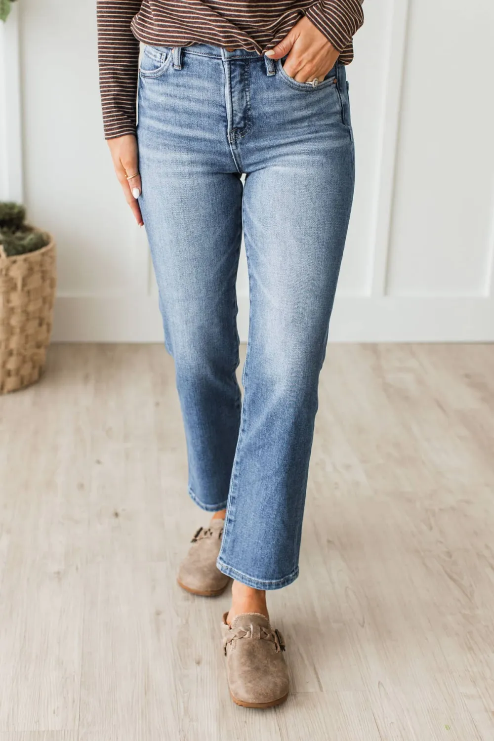 High-Rise Cropped Straight Leg Clean Finish Jeans