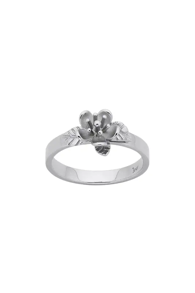 Floral Waxflower Ring