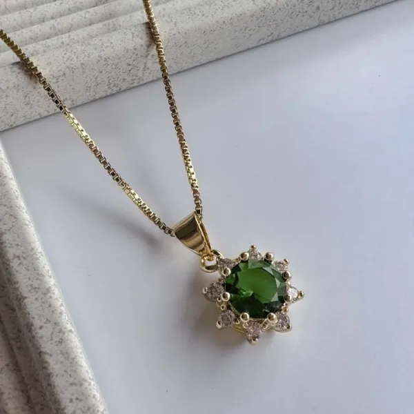 Polished Emerald Necklace