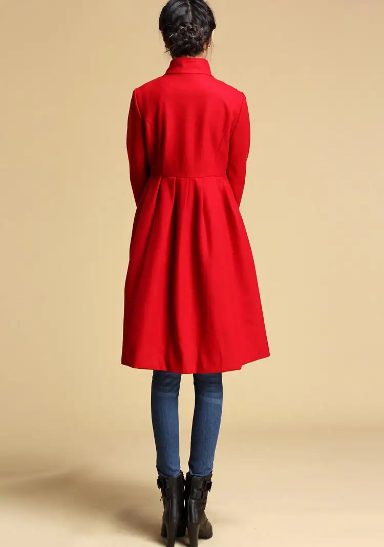 Structured Wool Blend Fit and Flare Pocketed Button Front Coat