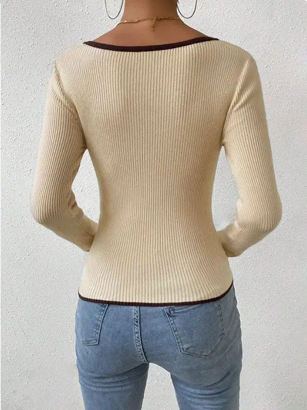 Long Sleeve Slim Fit Contrast Pleat Detail Panel Detail V-Neck T-Shirt