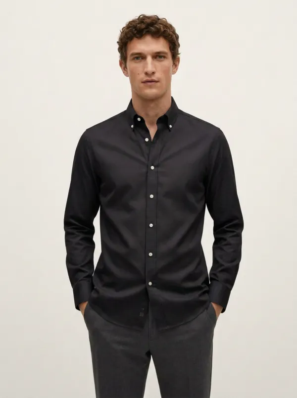 Men's Non-Iron Cotton Solid Light Blue Button-Down Shirt