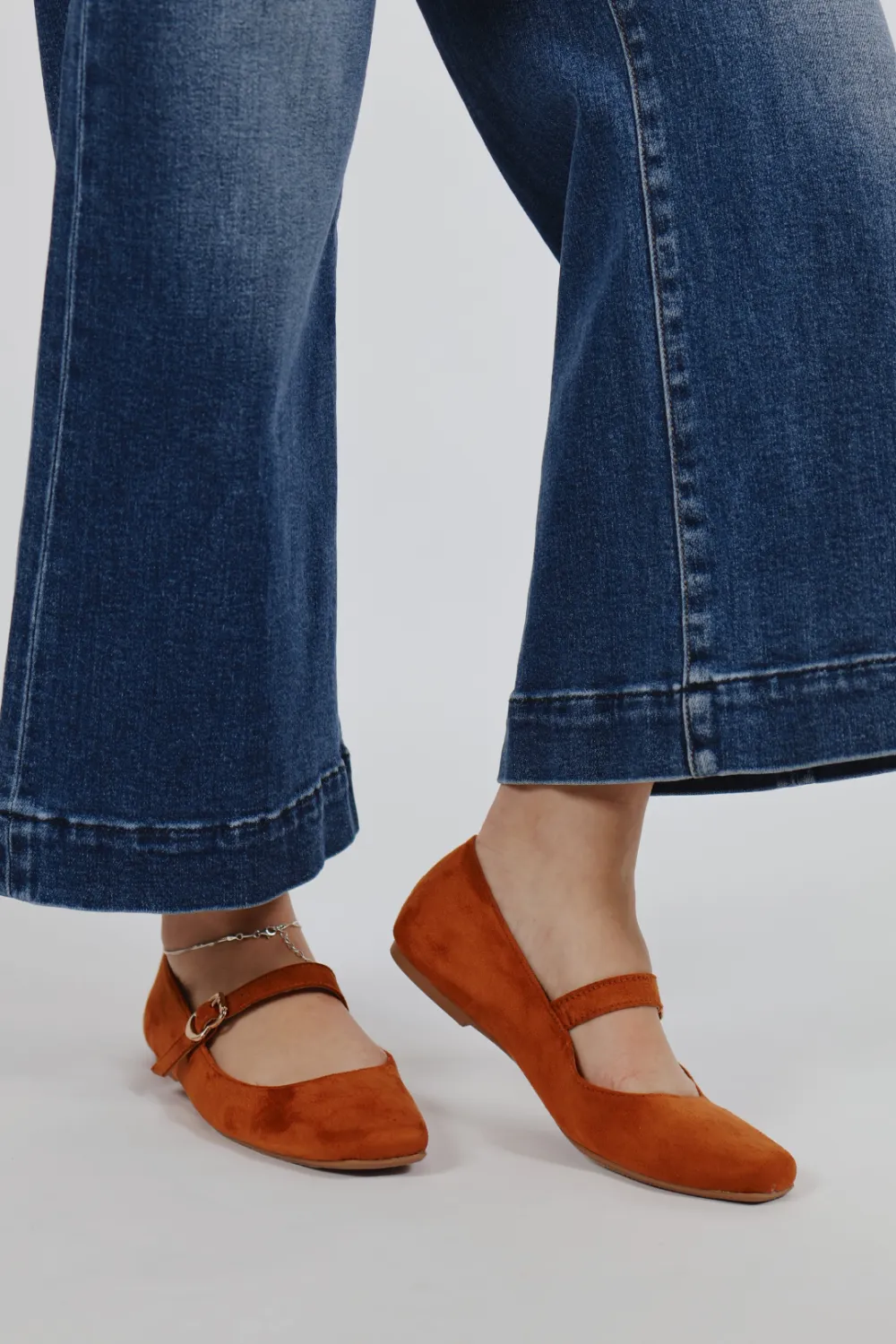 Vintage Inspired Suede Ballet Flats