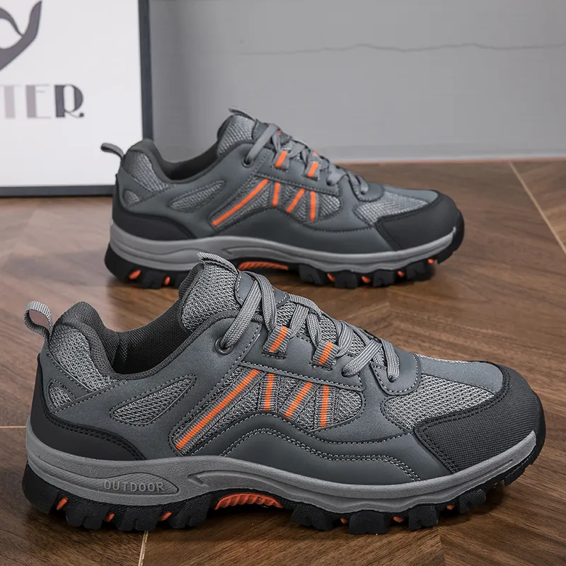 Men's Lightweight Wide Toe Trail Shoes