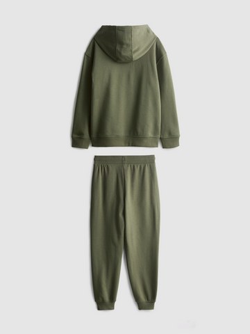 7-15yrs | Hoodie and Cuffed Joggers Set detail 3