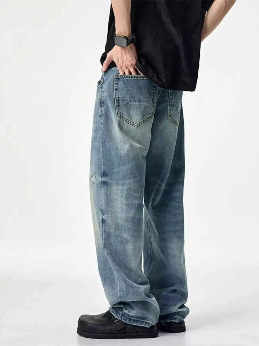 Everyday Distressed Relaxed Fit Jeans