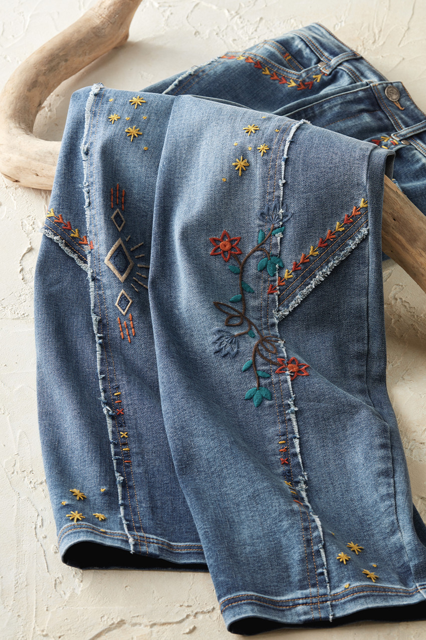 Embroidered Lantern-Leg Jeans