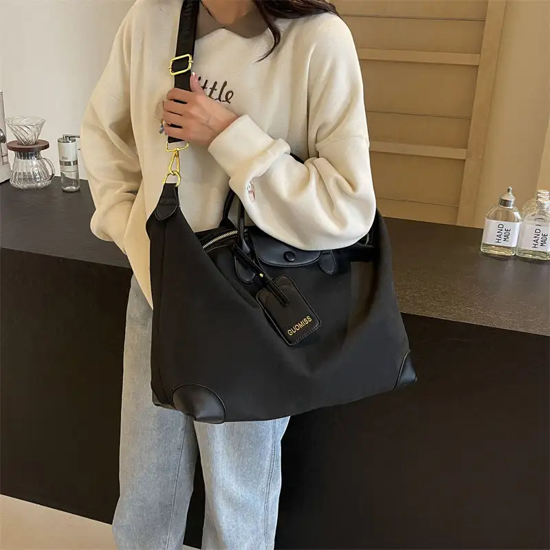 Commuter Roomy Shoulder Bag